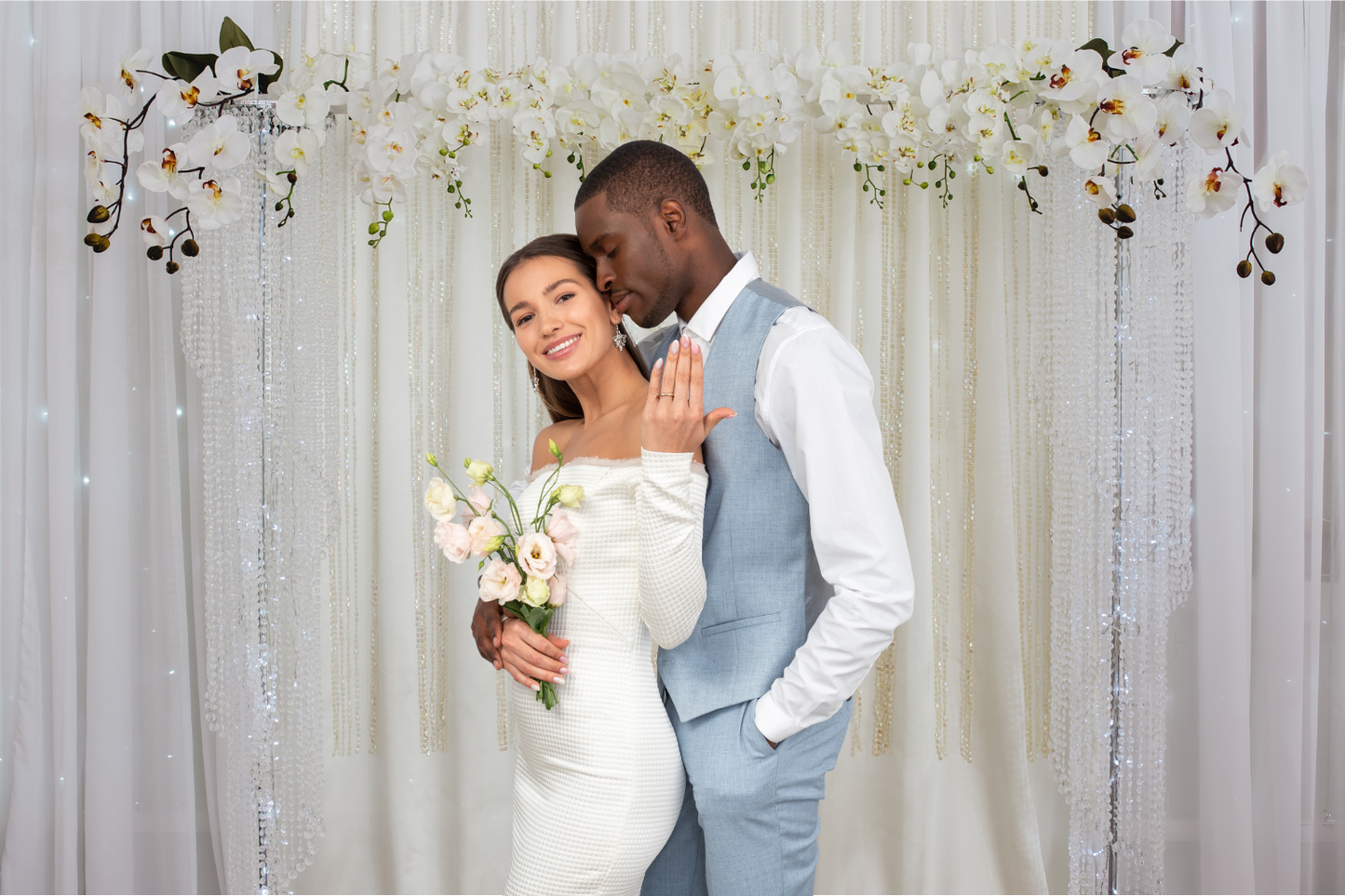 brudpar photo booth.png__PID:2508637d-9000-4475-808f-09bac4a15501